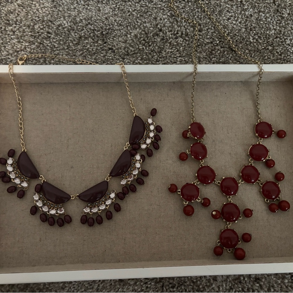 Elegant Red and Gold Necklace Set